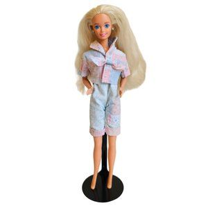 Mattel Barbie Fashion Doll Blond Hair Blue Eyes Pastel Patchwork Outfit 11.5"